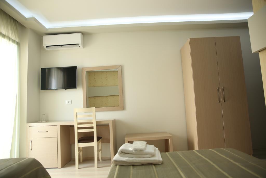 Hotel Pogradeci Phòng bức ảnh