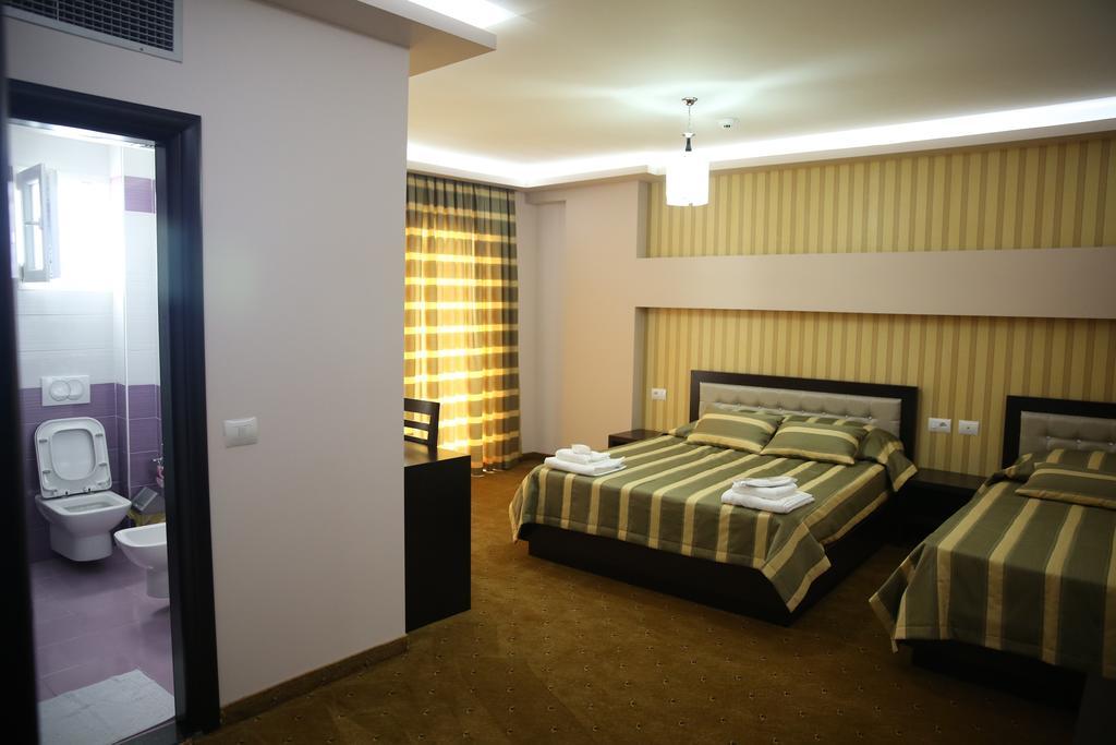 Hotel Pogradeci Phòng bức ảnh